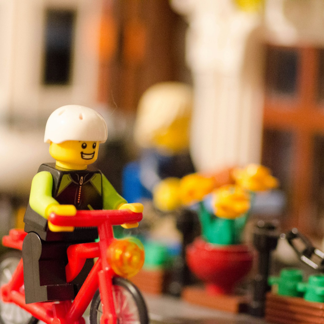 Legobautage
